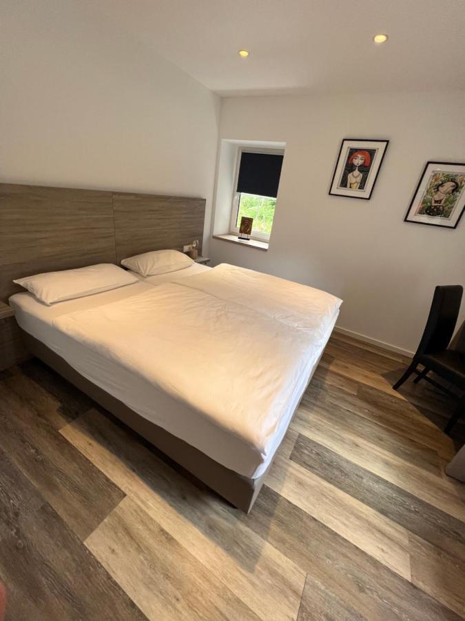 Hotel Eschberger Hof Saarbrücken Zewnętrze zdjęcie