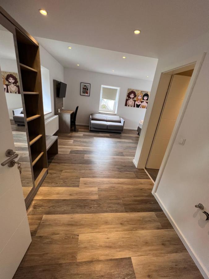 Hotel Eschberger Hof Saarbrücken Zewnętrze zdjęcie